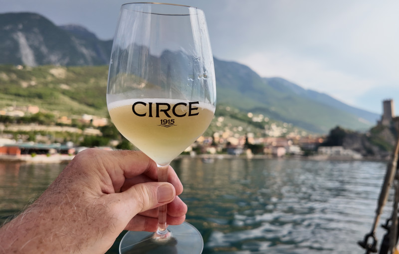 Aperitif on board the CIRCE1915 sailing ship with live music